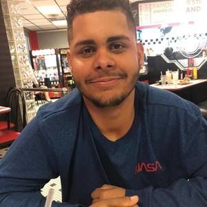 Meet your Posher, Yaniel